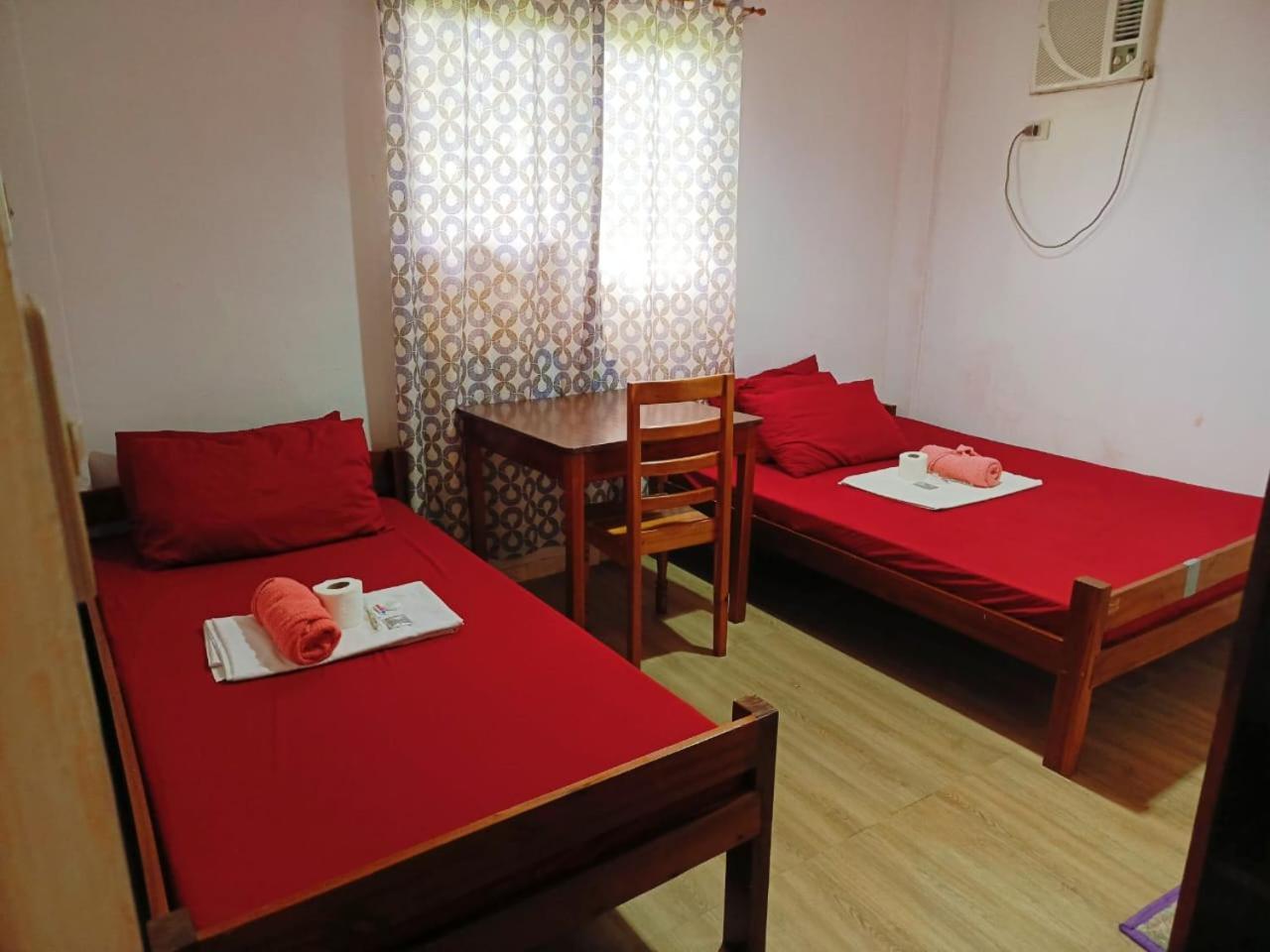 C Djacob Haven And Tourist Inn El Nido Esterno foto